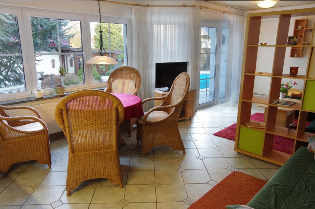 Gaestehaus Gaens - Ferienhaus Schirgiswalde-Kirschau Екстериор снимка